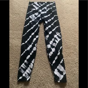 NWOT PINK workout leggings